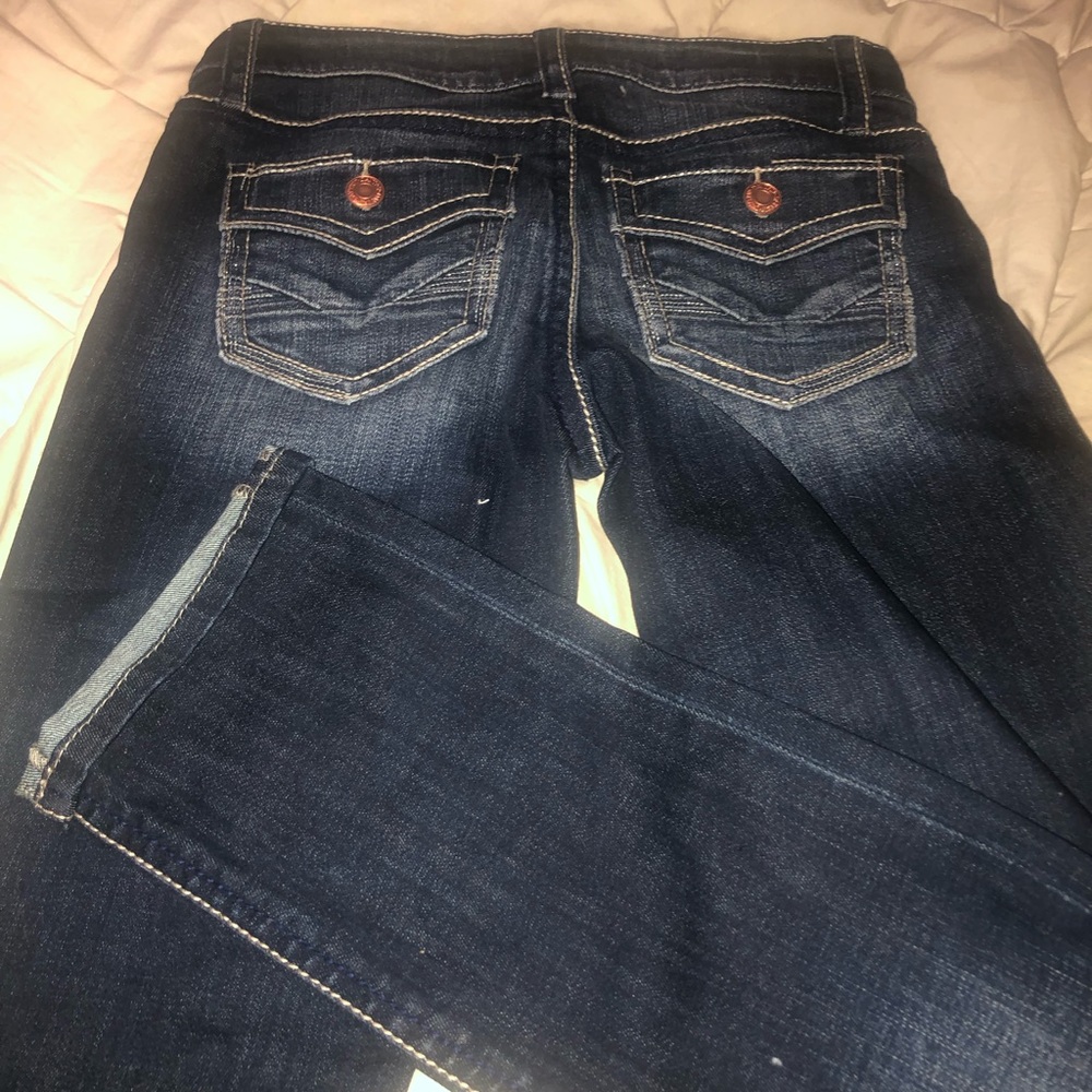 Day trip straight leg tapered cut